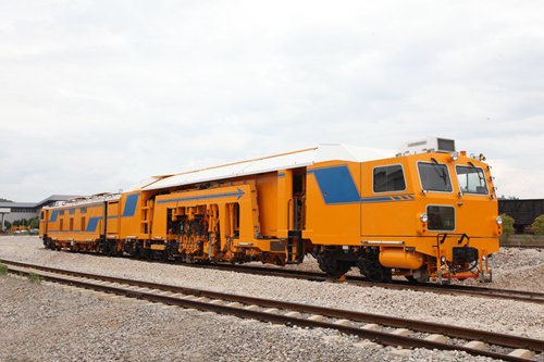 CDW-32線路道岔?yè)v固穩(wěn)定車